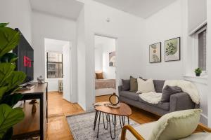 Chic East Village Retreat Comfort in Heart of NYC