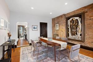 Garden Place II by RoveTravel 4BR Historic Apt