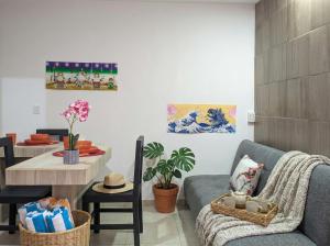 Amorous Escape l 500m Beach l Memory Foam Bed l AC Kitchen WiFi Value Stay 8B