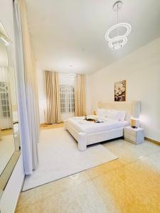 Luxe Villa