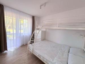 Comfortable holiday homes, right by the beach