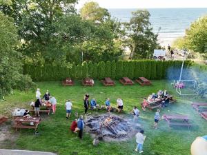 Beachfront holiday homes, attractions for children