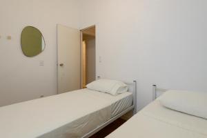 Enorme, espaçoso, novinho, perto de tudo em Copa