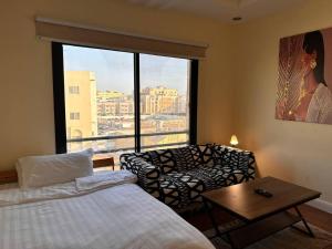 إقامة يومية بتجربة استثنائية راحة وفخامة في حي السلامة شارع صاري