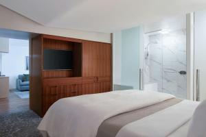 The Westin Galleria Dallas