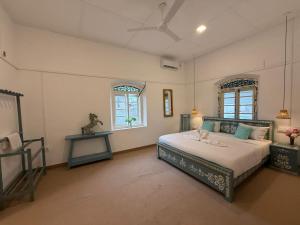 1929 Sudu Colonial House