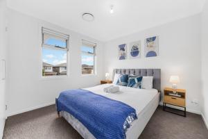 Peaceful Schofields 5BR Near Station Garage