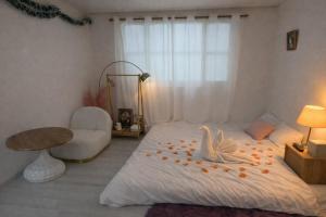 Brilliant Gangnam#Apgujeong#Garosu-gil#Itaewon 20 minutes#Seongsu Hot Spot#Cheongdam#Gyeongbokgung Palace#Hospital#Court#KSPO#Plastic Surgery