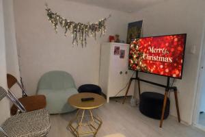 Brilliant Gangnam#Apgujeong#Garosu-gil#Itaewon 20 minutes#Seongsu Hot Spot#Cheongdam#Gyeongbokgung Palace#Hospital#Court#KSPO#Plastic Surgery