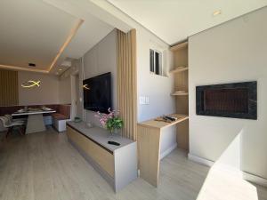 AT02- Sobre o Shop. Atlântico com churrasqueira