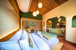 Edna Royal 1 BR Private Pool Villa With Jacuzzi ZN431