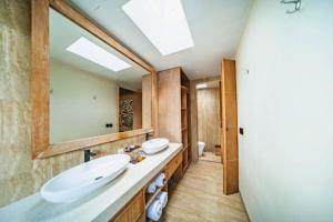 Edna Royal 1 BR Private Pool Villa With Jacuzzi ZN431