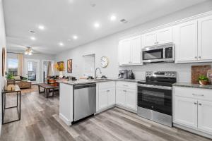 Welcome to the Aerie! Your serene escape awaits