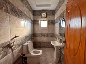 إقامة يومية بتجربة استثنائية راحة وفخامة في حي السلامة شارع صاري