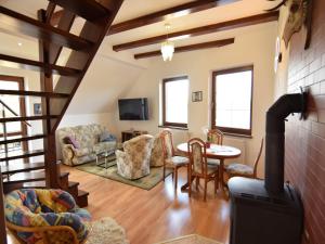 Holiday apartment with fireplace, lake view