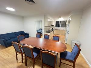 Comfortable Queen Room in Quiet Home - BP3