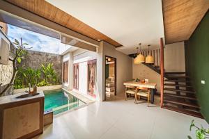 Azula Cozy Royal 2 BR Private Pool Villa With Jacuzzi ZN432