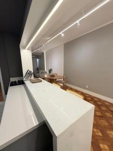 Equipped apartment 1 block from the beach