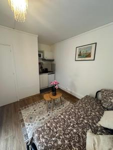 Paris - Metro à 5 minutes grande terrasse