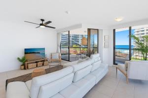 Ocean front 1 BR with Balcony