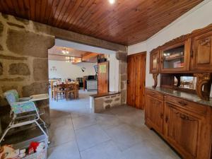 Maison de village en pierres à Chalmazel, idéale pour la nature - FR-1-496-381