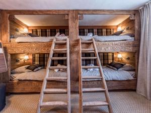Courchevel 1850 - 6 personnes, Skis aux pieds, Wi-Fi, Parking - FR-1-631-242