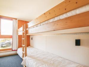 Appartement traversant 3 pièces, 8 pers, Arc 1600, proche pistes et commerces - FR-1-411-1013