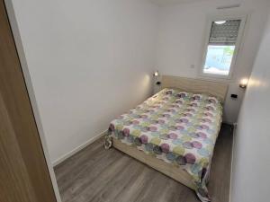 T2 RDC refait à neuf proche plage - FR-1-610-118