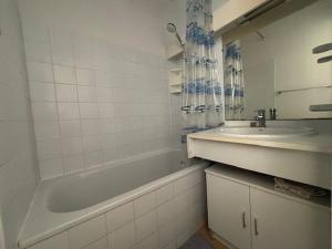 Appartement T2 à Royan proche plage avec parking - FR-1-494-220