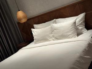 Kira Kira s Apartment, Apec Mandala Phu Yen Condotel