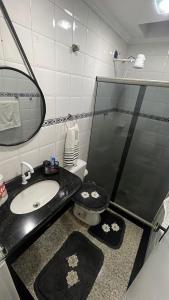 Casa em condomínio aconchegante na beira de canal