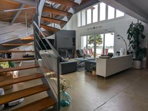 Superbe villa avec piscine chauffée et jardin à 10 min du centre, pour 12 personnes - FR-1-239-1150