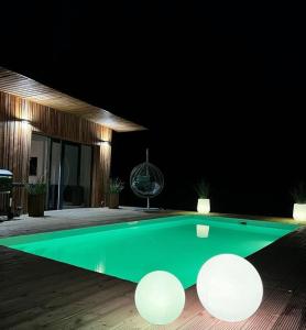 Vila s vířivkou a bazénem na úpatí Krušných hor