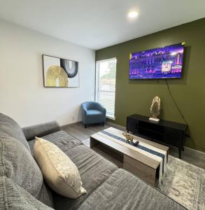 2 DT Dallas l FIFA WORLD CUP READY l 5 Min from Love Field