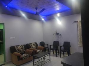 Sarthiks guest house