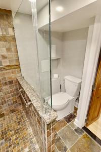 DC Beckons Darling Apt Sleeps 4