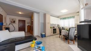 Apartman Max by Villas Guide