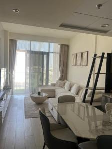 Burj Khalifa View Ideal for Families