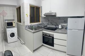 Jane 11 - 2 bedrooms Finikoudes