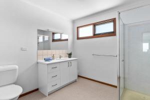 River Meets Ocean Edge - Absolute Waterfront