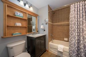 Premium Unit 1100 - One Bedroom - Zephyr Mountain Lodge condo
