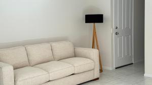 Canberra Stylish Home - near University of Canberra & EPIC