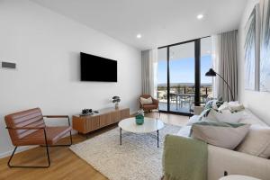 Surfers Paradise - Riverfront 2BR Luxury apartment