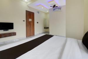 Collection O MIDC Pimpari Pune Formerly SK Palace