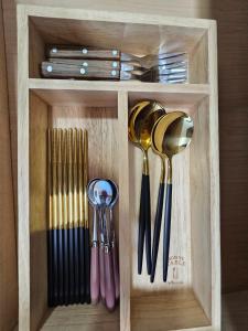 Hongdae Hue - 1min from Hongik Uni station Exit1