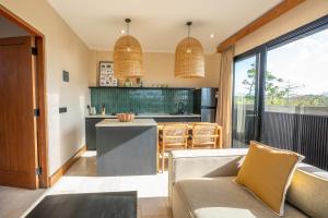 Chic & Modern 1BR in Balangan - Uluwatu Area