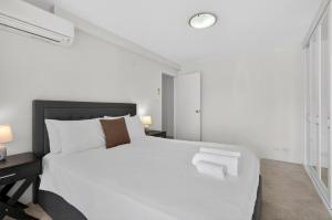The Serene Urban Retreat - Harbour Views & Pool
