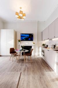 Premium and nice location.Baker Street, Marylebone