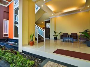 Riverstone Hotel and Cottage