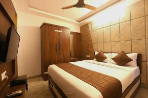 BlessingsPeriamet - Near Central Railway Station